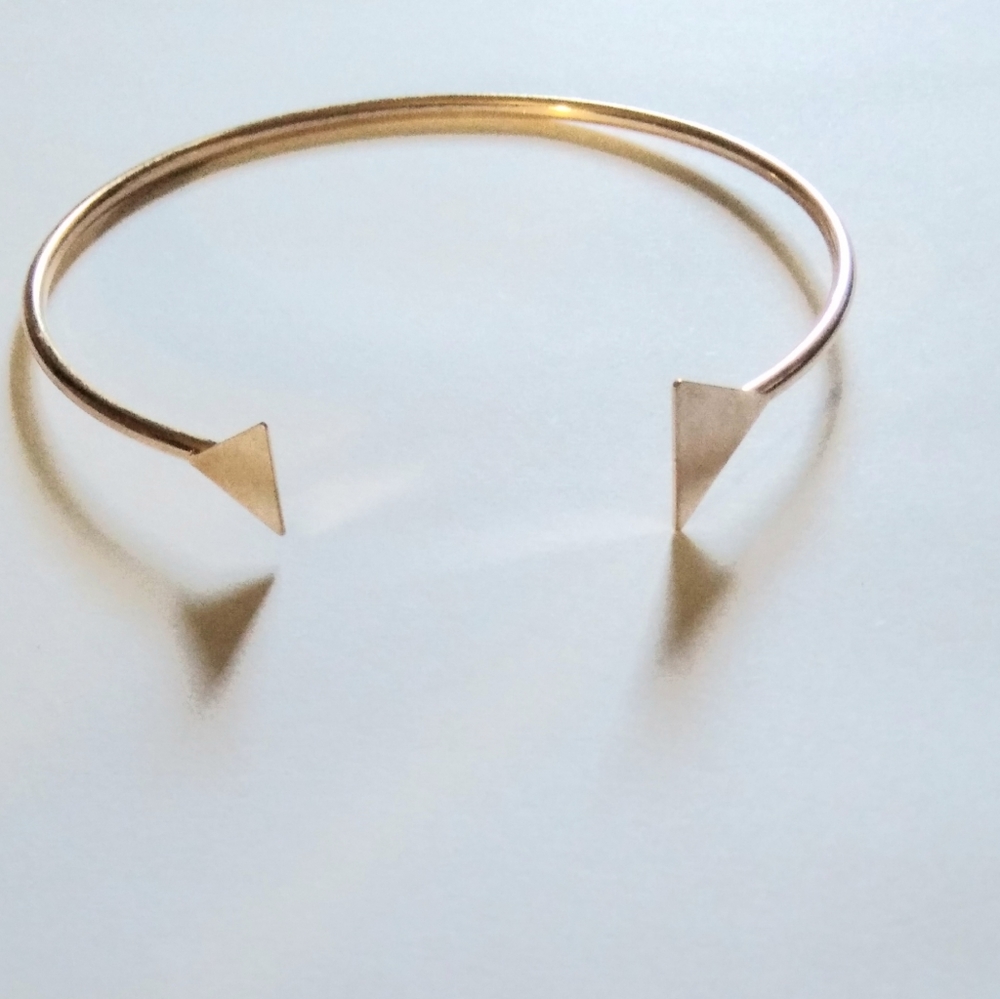 Gorgeous rose gold plated Heart shape bracelet